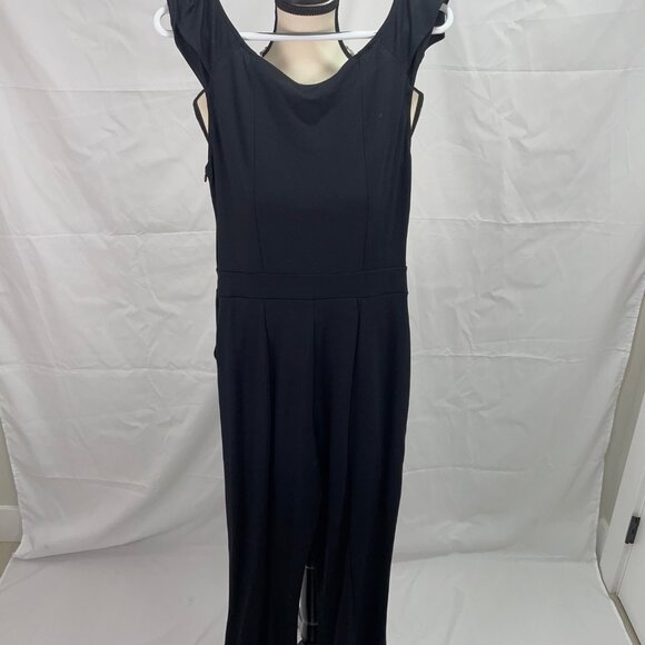BEBE BLACK JUMPSUIT WITH SIDE ZIPPER AND POCKETS - Picture 4 of 8